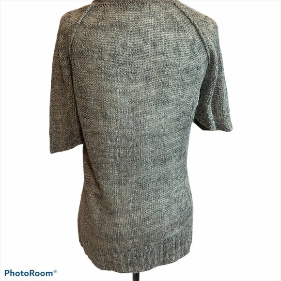 J. Crew Lightweight Grey V-Neck Sweater Short sleeve. S - Picture 3 of 7
